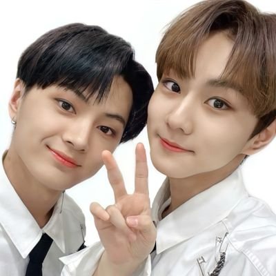 ⠀⠀⠀she / her  -  fan account for  .  .  .  엔하이픈  ⸙.
