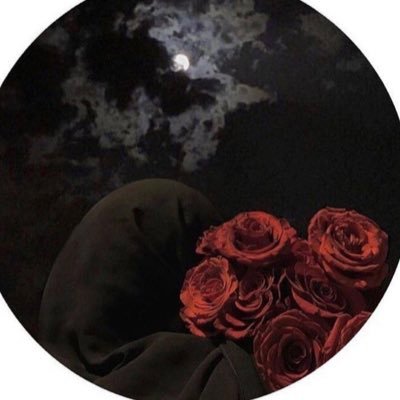 رضّيتَ بگل ما يحّملہ القدّر لِي مَا دّام رَبي يَراها.فَـ الحمدلله💜💭