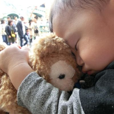 30代👩男の子兄弟の母です😊基礎化粧品やヘアケア商品を色々試してみたいので応募しています🌼お菓子やお酒にも目がありません🤣
Twitterを通して、様々な企業様や新しい商品と出会えることが毎日楽しいです♥当選報告は心を込めて🌟無言フォロー大歓迎です🌼よろしくお願いいたします!