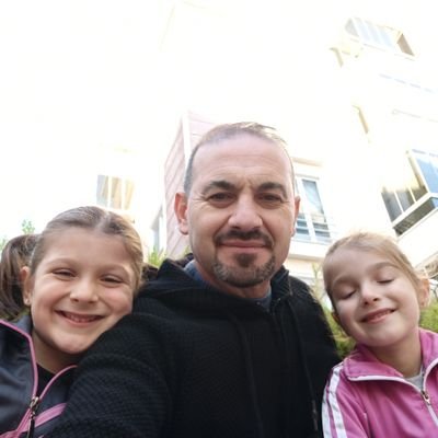 OzayOncar's profile picture. 