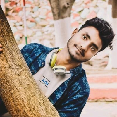 Nam aisa bnao ki nam ke brand bn jaye, aur apne nam ka itna khauf paida kro ki nam sunte hi kam ho jaye,