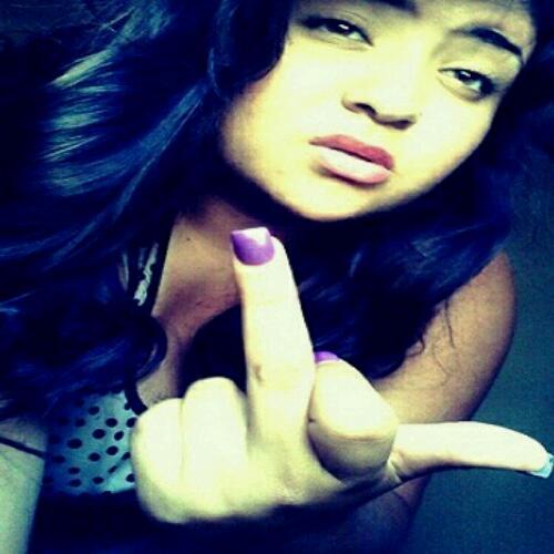 @WakaFlockaBSM followed me
dec. 25 . 2010 ; its twitter dnt take
shit to damn seriouss . 

facebook [ Mercedes Flockaa ]