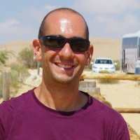 A social psychologist at @UniOsnabrueck, politics, trance music, celiac disease, #Jewish and #Zionist