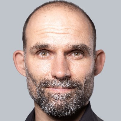 Associate Professor in Theory of Science. Directs the Master's program in Evidence-Basing @ U of Gothenburg. Co-editor of Evidensens många ansikten. And Pastor.