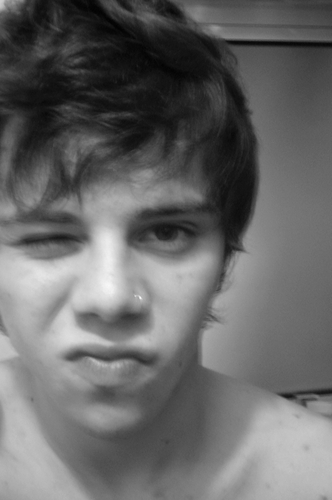 HOUSE ♫ - 17 anos, idiotices e música, muita música. @_natzi ♥