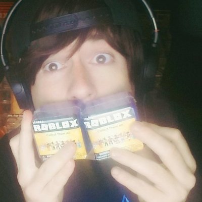 Roblox Video Star 📌 Owner de varios videojuegos 📌 Me gusta la pizza de pollo 🍗