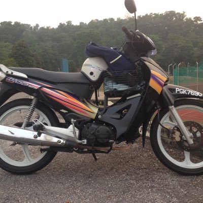 mnz_09's profile picture. kuatkan hati,jangan mudah putus asa 💪🏼💪🏼