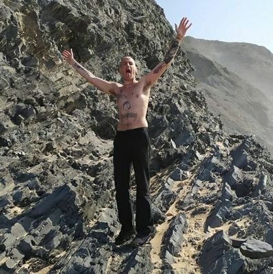 fabtab0's profile picture. m