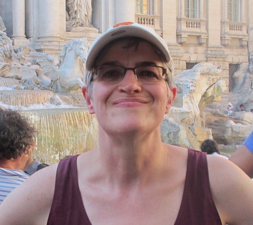 halfabrit's profile picture. she/her