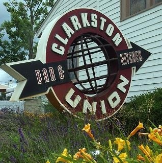 Clarkston Union Bar & Kitchen
35 Beers on 45 Taps Since 1995!
65+ Bottled Beers