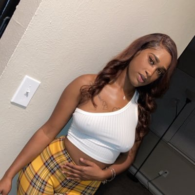 New To This! but I’m active so follow me ❤️ Always open to new friends! follow me on IG@brownnskindollaaa Stay active🥳 NEED FRIENDS IN OHIO