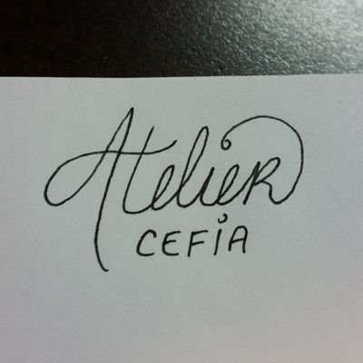 Artist & Dreamer
*Owner Atelier Cefia