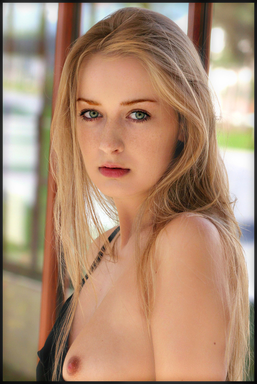 youloveparis's profile picture. loveme or hateme