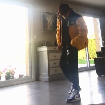Fortnite Player | Twitch: https://t.co/nHBRPFXdOs | Trio @MonsterZ__ @Zeyko_95