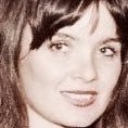 Scottish Canadian American, Holistic, Creative Entrepreneur, Jardinière, Cuisinière, Daughter, Sister, Embracing the Art of French-inspired Living.