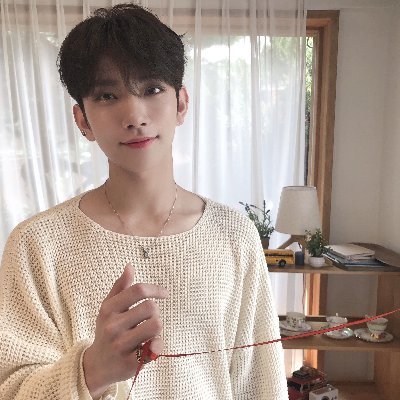 soljunhh's profile picture. hershe 🍫 | 06-29 | fresher than you🤸🏻‍♀️🤘🏻