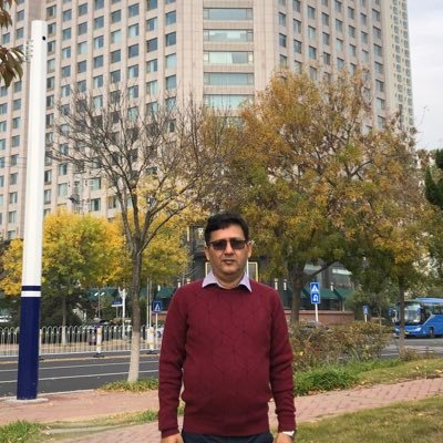 Mahendra985109's profile picture. Straight and simple