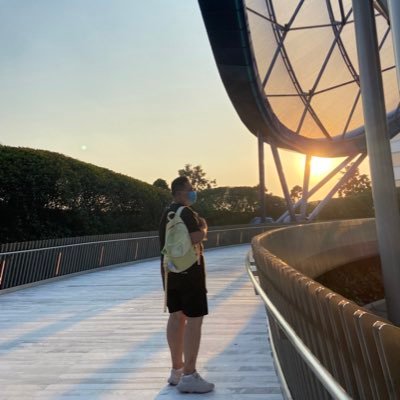 xiahong1998's profile picture. 