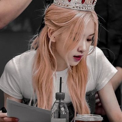 account study n ambis
she/her
17 y.O
Fangirling KPOP