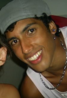 Sou criança e vou continuar sendo até ficar velho, nessa época eu não vou poder brincar mais..