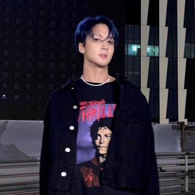 RP — Kim Wonshik, a full-time rapper, occasional song writer, music producer, CEO of GROOVL1N and THE L1VE. Also a part of VIXX, always.