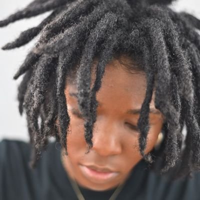 priestessyemi7's profile picture. ✨Priestess of light💫 ✨Connecting with the universe ✨Psychic ✨Tarot Reader ✨Spiritual coach & healer🧘🏾♀️ ✨ Spiritual Awakening 
🌙🌠🌟♐