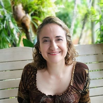 evroniky's profile picture. Investigar. 
Saber más. 
Saber mejor. 
Saber de todo. 
Ayudar siempre.