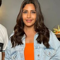 Melly_Chandna 🧡(@msurbhi_lovers) 's Twitter Profile Photo