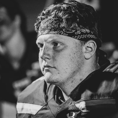 tanner_buol's profile picture. Augustana College Commit  Dubuque Senior High School 2022 OL/DL #53🏈 GPA 3.41 ✏️6'1" 260 LBS.   National Honor Society