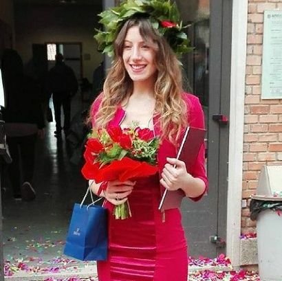 Aiuto le persone a trovare metodo e passione per lo studio. Disponibile per ripetizioni e revisioni di tesi.
Scrivimi per maggiori info!!!
👩🏼🏫