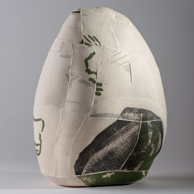 Ceramic Artist based in Hereford, UK.
Marches Makers Festival 4th-6th May, Kington, Herefordshire.
@hArtWeek 7th-15th September.
#CraftPotters Selected Member.