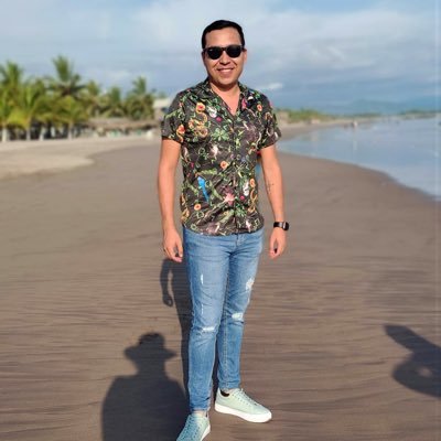 Crisvl53's profile picture. Hola twitter me tiro mi cuenta pasada.