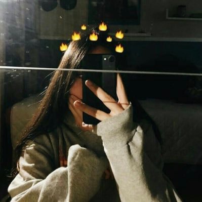 _Nirvanaaless's profile picture. Sleep under the stars and talk to the moon☽