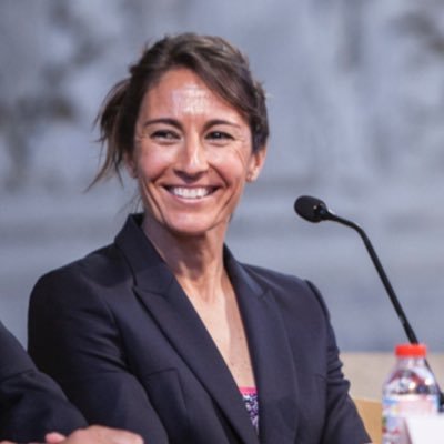MD. PhD. Madre y cirujana. La alegría es la fuerza que nos hace luchar y soñar!