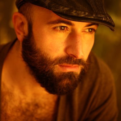 Jimmuzzu's profile picture. All great beauties withhold their deepest secrets