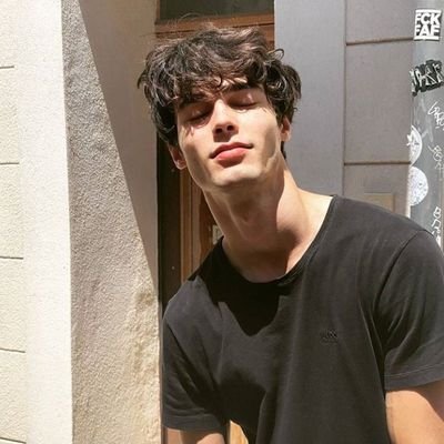 𝔓𝔯𝔬𝔭𝔦𝔢𝔡𝔞𝔡 𝔡𝔢 𝔈𝔷𝔯𝔞  💆🏻‍♂️
𝗖𝘂𝗲𝗻𝘁𝗮 𝗢𝗳𝗶𝗰𝗶𝗮𝗹 𝘆 𝗔𝘂𝘁𝗼𝗿𝗶𝘇𝗮𝗱𝗮
✨Personaje literario✨
Obra: Hell
Autora: @ft_indara / @indara_ft
