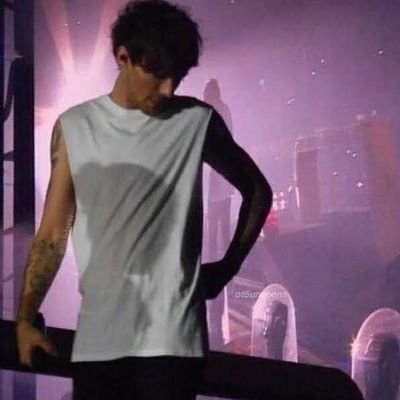~viendo Lucifer con L&H
Buzzing larrie (Track 7 LT2, track 10 HS3, míos)