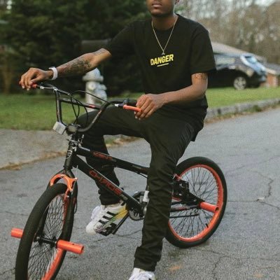 yonlondon's profile picture. Burner | 🔝 | A seat | 🇬🇧🇯🇲🇧🇸