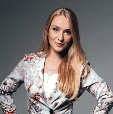 KWitwicka's profile picture. Piszę i rozmawiam dla @xyz_oficjalnie

#podatki, #polityka, #biznes, #ekonomia

I trochę muzyki. Prywatnie :)