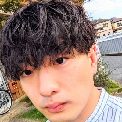 yoyoyocity's profile picture. 裏垢のつもり

写真よりはかっこいいらしいよ