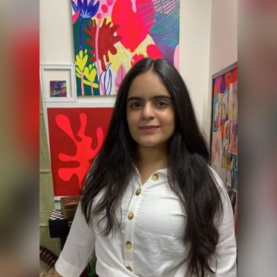 Navyaasinghh's profile picture. Live life with big eyes!