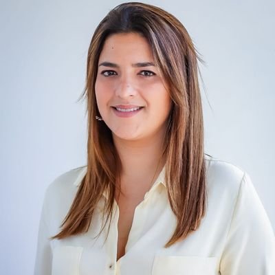 Camilavicmerlo's profile picture. ♊️Geminiana
👩🏽‍⚖️Abogada UNMDP
💪 Apasionada y alegre
🏃🏽‍♀️Intento de Runner
✊Del equipo de @martinyeza - Concejal de Pinamar