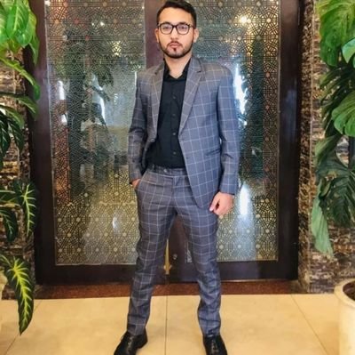 Be_Awair's profile picture. Journalist, poet.