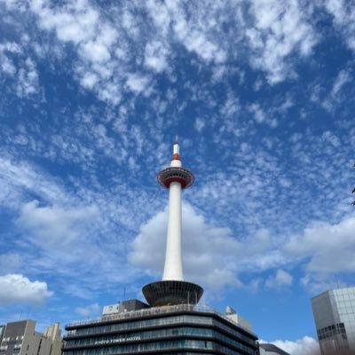 leeishikaw's profile picture. 