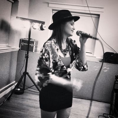 Professional Vocalist. Available for bookings through North West UK.

Instagram: @amyrosemusic
Facebook: /amyrosemusic 

Support AmyRose ♥