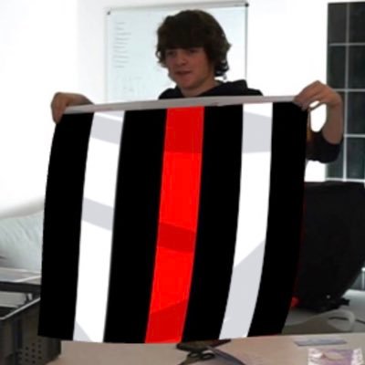 urfavescishet's profile picture. Your fave is cishet !! carrd for info