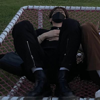 hOOnO3l4's profile picture. 시끌벅적 짱레저를 사랑해요