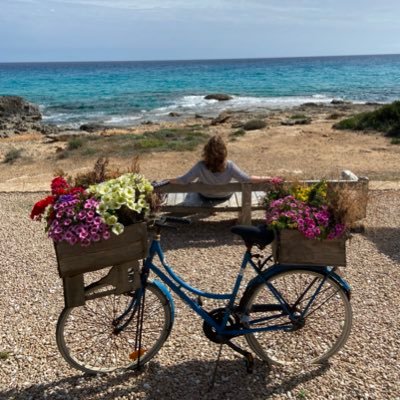 martapamias's profile picture. Infermera. Gestió En Cures Infermeres. Hospital de Dia. Oncologia i hematologia a l’Institut Català d’Oncologia. #oncology #hematology #nursingnow