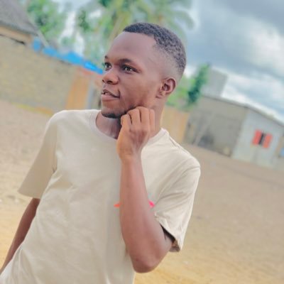 ManouOdj's profile picture. 👑🎉esprit millionnaire📊📉📈💰