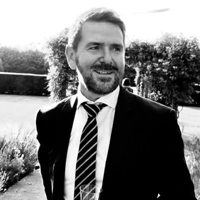 Glenk's profile picture. A boy from a small town, who made his life in a big city. Always curious, always learning... views my own.